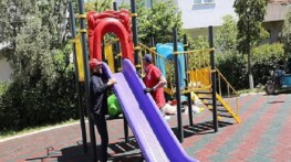 Menderes’te Parklar Yenileniyor