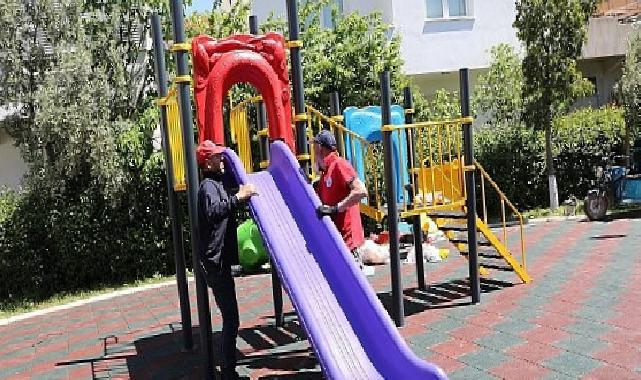 Menderes’te Parklar Yenileniyor