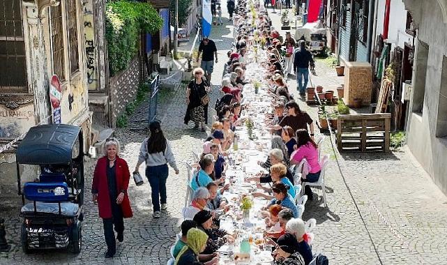 Mudanya’da Anneler Günü buluşması