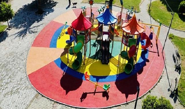 Narlıdere’de Oyun Parkı Tabanları Yenileniyor