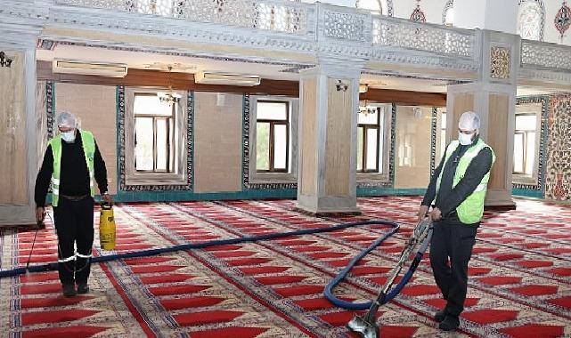 Nilüfer’in ibadethanelerinde bahar paklığı