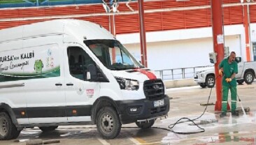 Osmangazi’de Kurban Kesim Alanları Titizlikle Temizleniyor