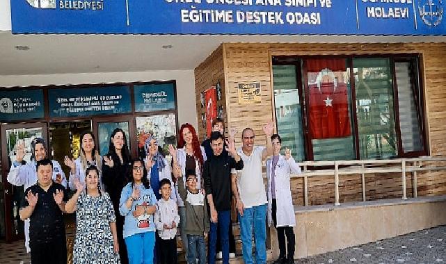 Özel bireylerden Anneler Günü’ne manalı sürpriz