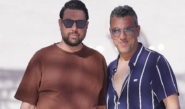 Podyumun Sihirbazları: Serkan ve Gökhan Duman, moda kesimine hayat katıyor