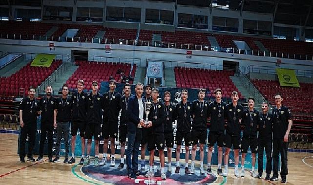 Potada Büyük Gurur: Konya Büyükşehir Belediyespor U16 Kadromuz Türkiye Üçüncüsü