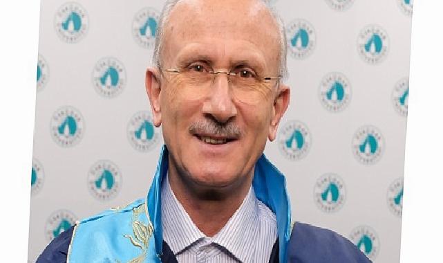 Prof. Dr. Reşat Öngören: “Peygamberler ve velîler bile Hak ve hakikatle buluşmadan evvel yalnızlık yaşıyor!”