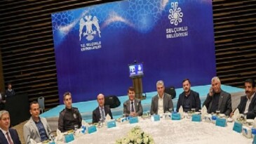 Selçuklu Belediyesi’nden manalı veda programı