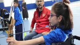 Türkiye’nin birinci Engelli Çocuk Okçuluk Grubu Bağcılar’da kuruldu
