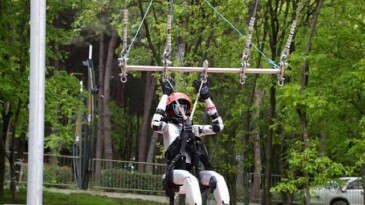 Türkiye’nin Nüfusa Kayıtlı Birinci İnsansı Robotu Canik Macera Parkı’nda