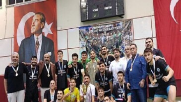 Üsküdar Üniversitesi Futsal Grubu Türkiye Şampiyonu!