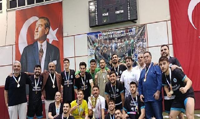 Üsküdar Üniversitesi Futsal Grubu Türkiye Şampiyonu!