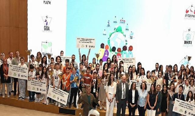35 Binden Fazla Öğrenciye Ulaşan Tabiat Öncüleri Programı’nda Gençler Projelerini Paylaştı
