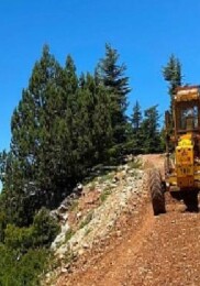 Akseki’de yayla yollarında bakım ve tamir çalışması