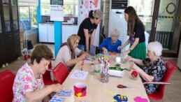 Alzheimer Hastaları Mavi Konut’ta buluşuyor