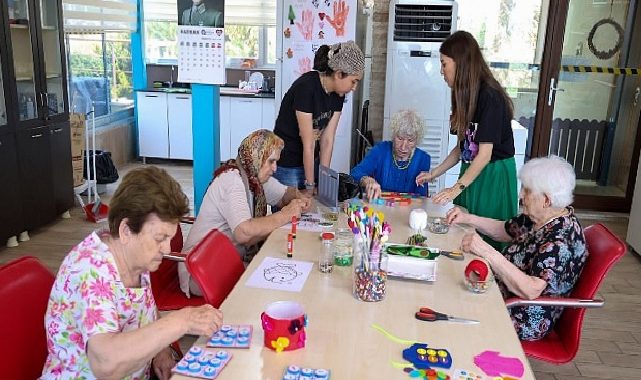 Alzheimer Hastaları Mavi Konut’ta buluşuyor