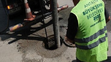ASAT kanalizasyon sınırı paklığı ve kapak düzenleme çalışmalarını sürdürüyor