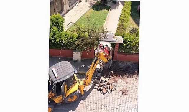 Balçova’da Asfalt Seferberliği Sürüyor
