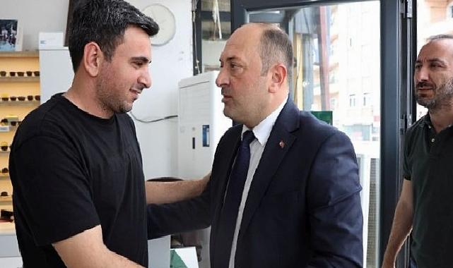 Belediye Başkanı Selçuk Yıldız’dan 1 Haziran Optisyen ve Gözlükçüler Günü’nde Manalı Ziyaret
