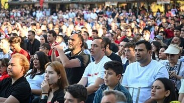 Bornova’da tek yürek