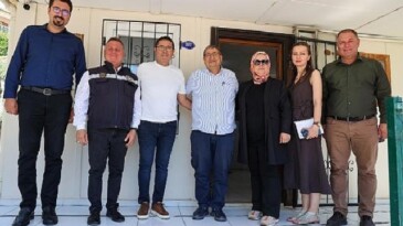 Buca Belediye Lider Vekili Hüseyin Benzer’den muhtarlara çıkarma