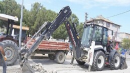 Burhaniye Belediyesi Alanda Çalışmalarını Sürdürüyor