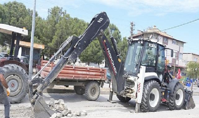 Burhaniye Belediyesi Alanda Çalışmalarını Sürdürüyor