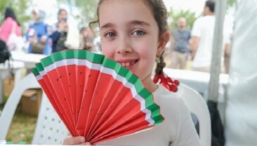 Büyükşehir, İzmit’i bayram yerine çevirdi