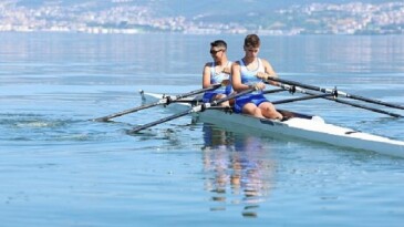 Büyükşehir’in genç kürekçileri muvaffakiyete koşuyor