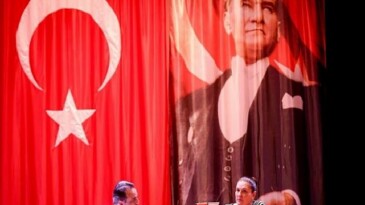 DEÜ Talks’un 4. Konuğu Tuna Ortaylı Oldu
