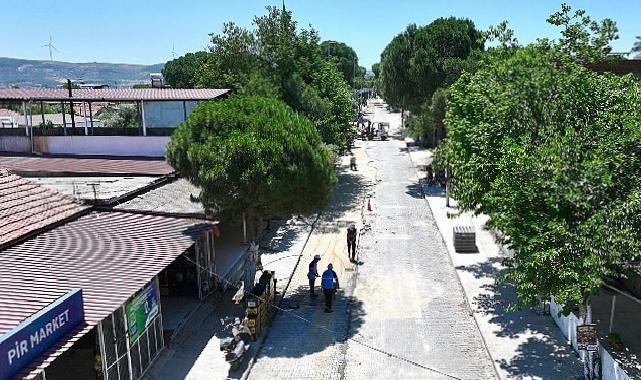 Didim Belediyesi Balat Mahallesi’nde Taş Döşeme Çalışmalarını Sürdürüyor