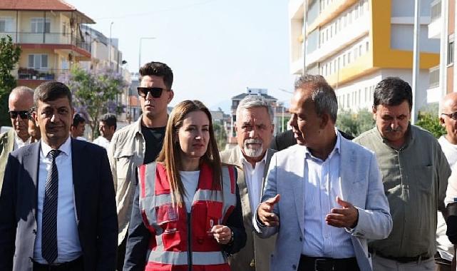 Döşemealtı Yeniköy’de altyapısı tamamlanan yollar asfaltlanıyor