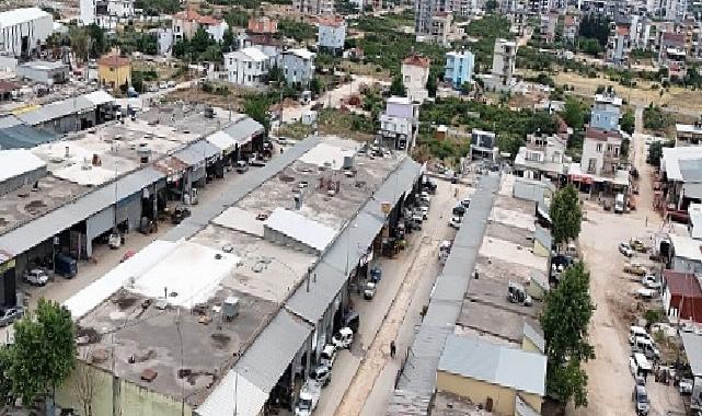 Döşemealtı’nda kanalizasyon ve asfalt çalışmaları eş vakitli sürüyor