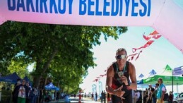 Florya Kıyısı’nda Nefes Kesen Triatlon Heyecanı