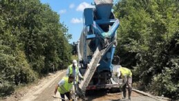 Gebze Duraklı’da beton yol onarılıyor