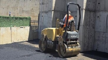Gemlik Belediyesi Hisar Mahallesi’nde Asfalt Çalışmalarına Sürat Verdi