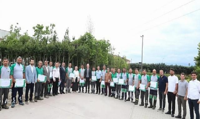 İnegöl Belediyesi’nde 19 İşçiye Bahçıvanlık Sertifikası Verildi
