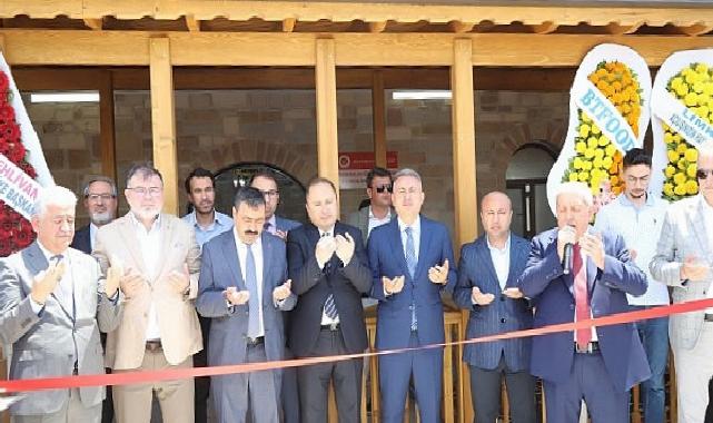 İzmir Bakırçay Üniversitesi Faruk Demir Camii İbadete Açıldı