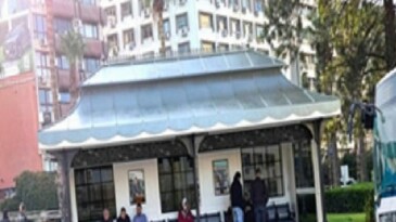 İzmir’in kimliğini yansıtan sembolik durak