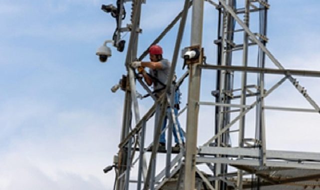 İzmir’in kritik haberleşme altyapısına güneş güçlü teminat