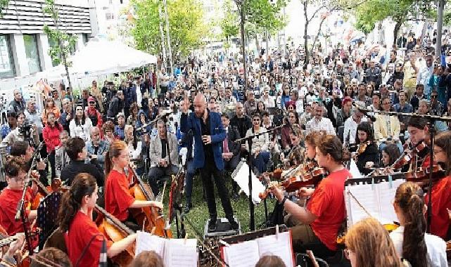 Kadıköy Kitap Günleri heyecanı sürüyor