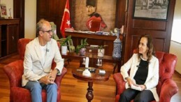 Kardeş kentler kadrajda buluştu: Lider Ünsal, Karşıyakalı birinciyi konuk etti