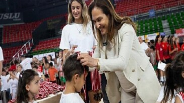 Karşıyaka’da Kış Spor Okulları’na görkemli kapanış