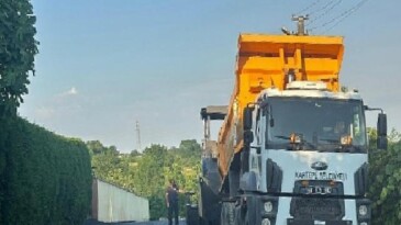 Kartepe’de Asfalt Mesaisi Aralıksız Sürüyor