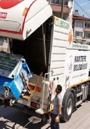 Kartepe’de Bayram Sonrası Titiz Çalışma