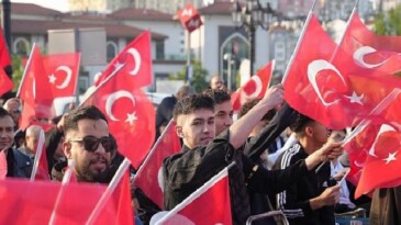 Keçiören’de Ulusal Heyecan Dev Ekranda Yaşandı