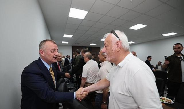 Kocaeli esnafı, Lider Büyükakın’ı ağırladı: “Siz proje getirin, biz destekleyelim”