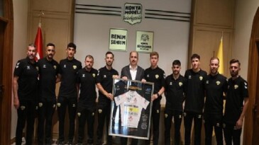 Konya Büyükşehir Bisiklet Grubu Lider Altay’ı Ziyaret Etti