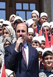 Lider Altay, Bilgehanelerde Eğitim Alarak Tamamı Hafızlık İmam Hatip Okullarını Kazanan Öğrencilerle Buluştu