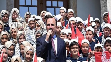 Lider Altay, Bilgehanelerde Eğitim Alarak Tamamı Hafızlık İmam Hatip Okullarını Kazanan Öğrencilerle Buluştu