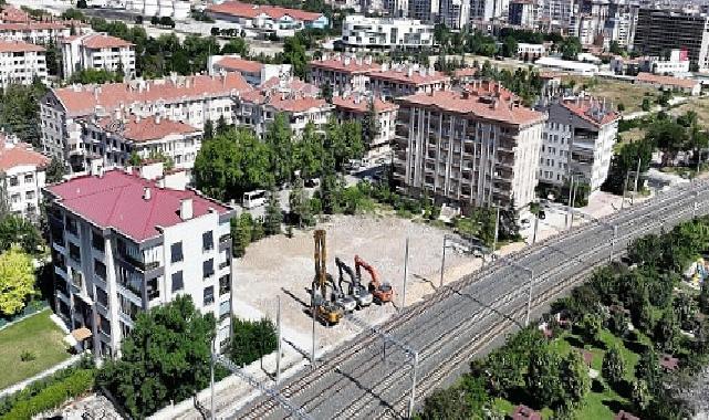 Lider Altay: “KONYARAY Projesi Kapsamında Demiryolu Caddesi’nde Kesintisiz Bir Ulaşım Koridoru Oluşturuyoruz”
